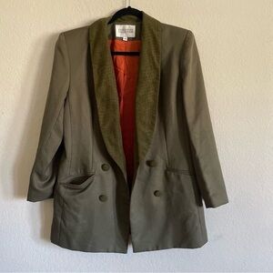 Executive Collection woman’s double button blazer size 10 lined army green fall